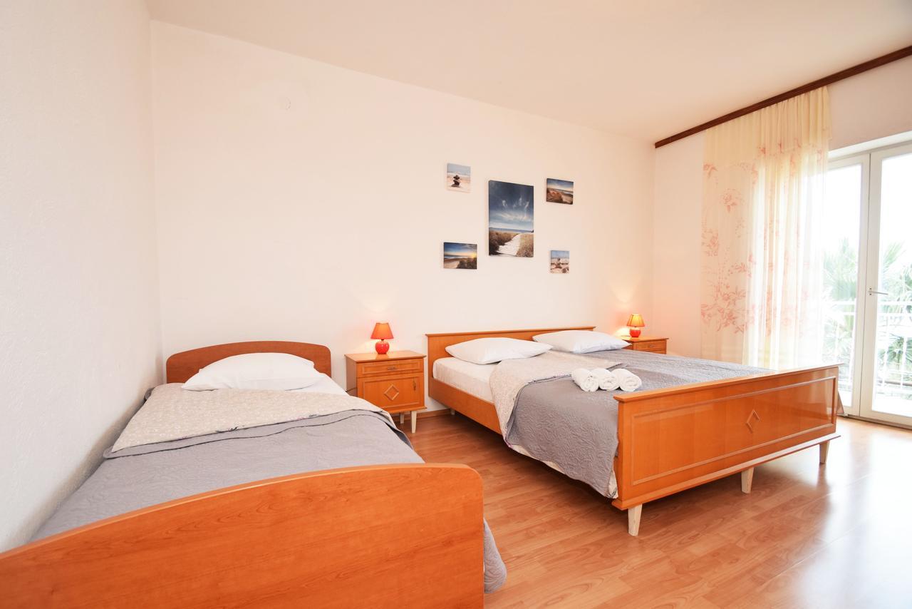 Apartment Duda Starigrad Paklenica Exterior photo